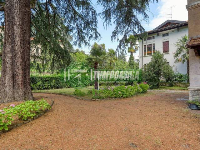 Villa Indipendente in vendita a Calcinate degli Orrigoni, Varese