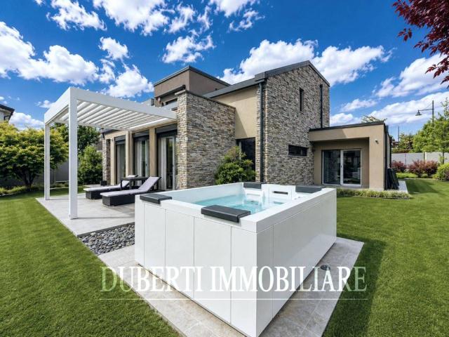 Villa Indipendente in vendita a Calcinate degli Orrigoni, Varese
