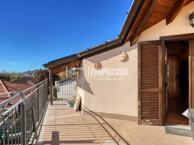 Villa Indipendente in vendita a Valle Olona, Varese