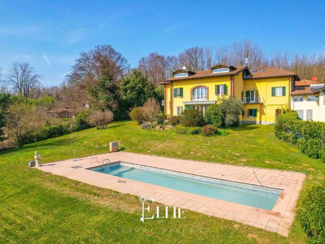 Villa Indipendente in vendita a Cantalupa, Varese