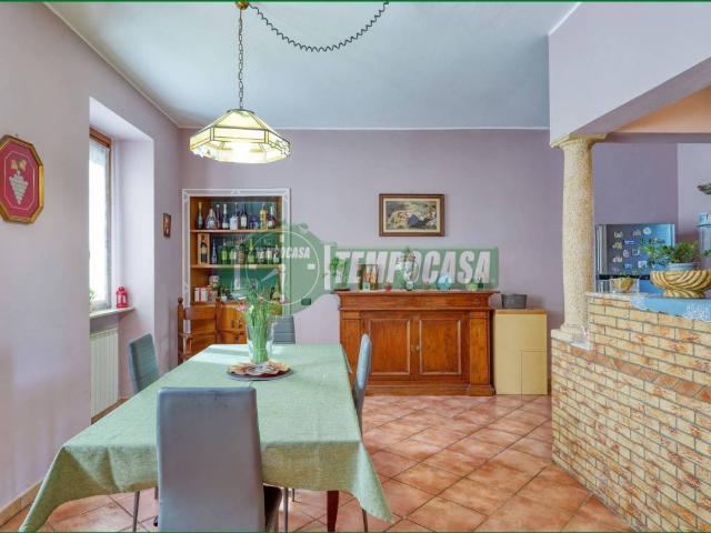 Villa Indipendente in vendita a Calcinate degli Orrigoni, Varese