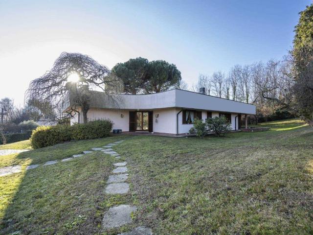Villa Indipendente in vendita a Calcinate degli Orrigoni, Varese