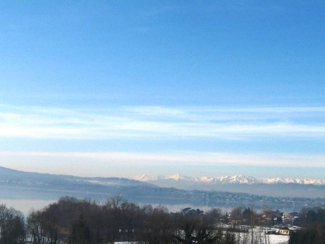 Villa Indipendente in vendita a Lissago, Varese