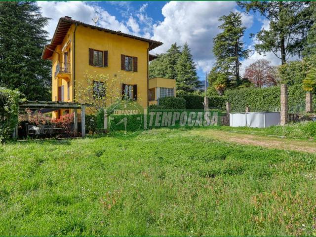 Villa Indipendente in vendita a Calcinate degli Orrigoni, Varese