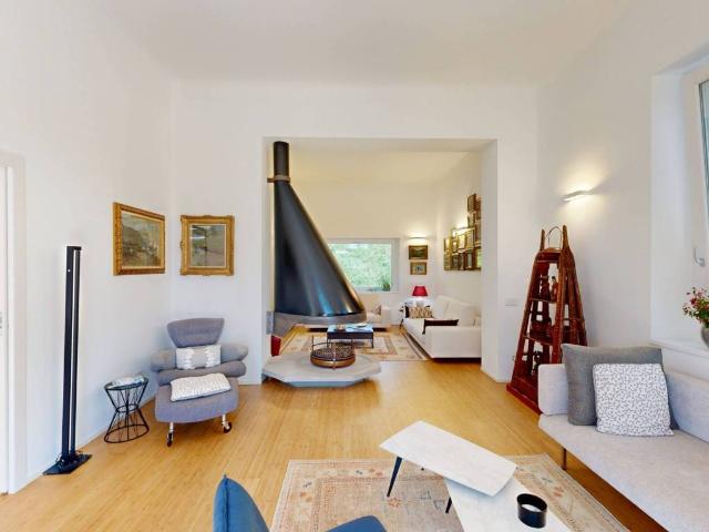 Villa Indipendente in vendita a Velate, Varese