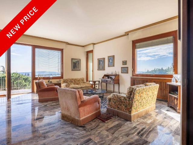 Villa Indipendente in vendita a Biumo Superiore, Varese