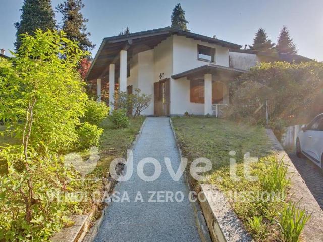 Villa Indipendente in vendita a Velate, Varese