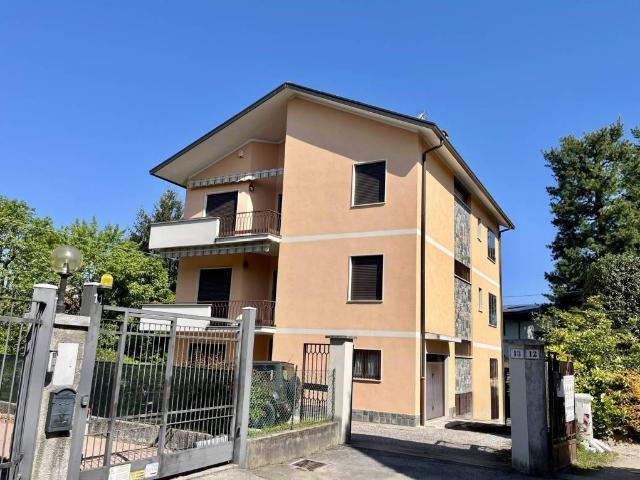 Villa Indipendente in vendita a Belforte, Varese