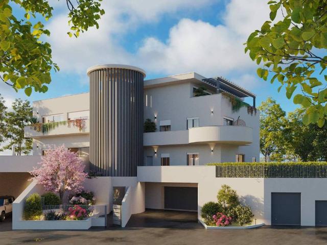 Villa Indipendente in vendita a Biumo Superiore, Varese
