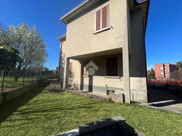 Villa Indipendente in vendita a Bustecche, Varese