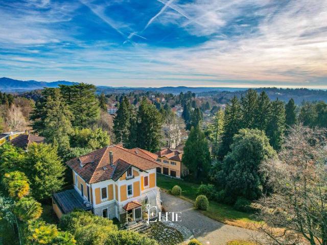 Villa Indipendente in vendita a Velate, Varese