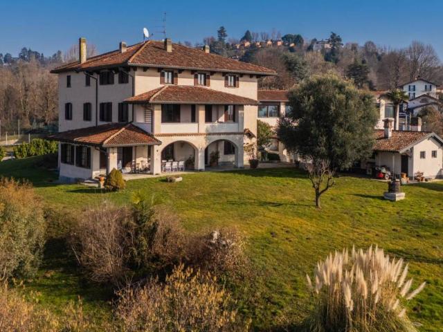 Villa Indipendente in vendita a Cantalupa, Varese