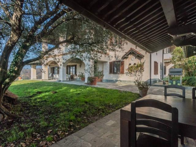Villa Indipendente in vendita a Cantalupa, Varese