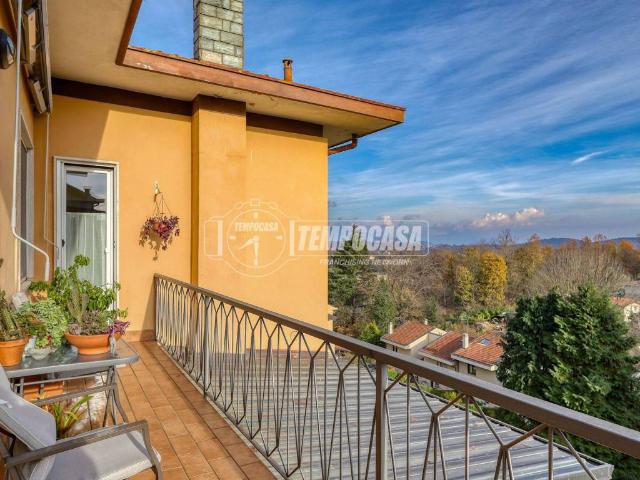 Villa Indipendente in vendita a Valle Olona, Varese