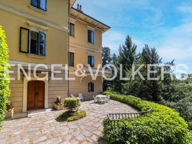 Villa Indipendente in vendita a Velate, Varese