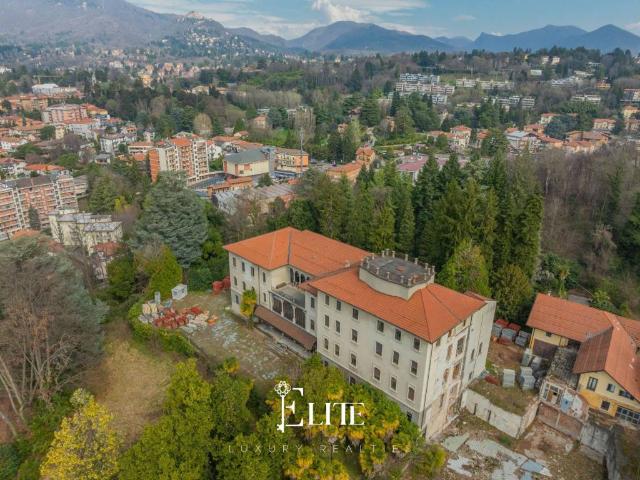 Villa Indipendente in vendita a Calcinate degli Orrigoni, Varese