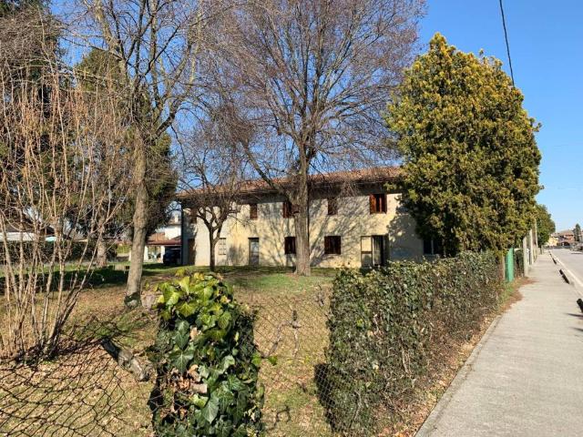Villa Indipendente in vendita a Varmo / Vildivar, Udine / Udin / Videm