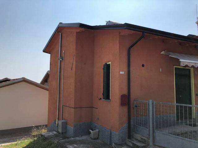 Villa Indipendente in vendita a Varsi, Reggio Emilia