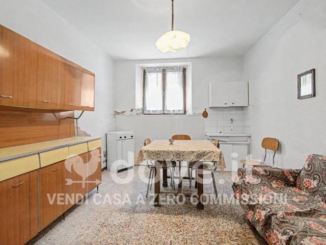 Villa Indipendente in vendita a Varzi, Lombardia