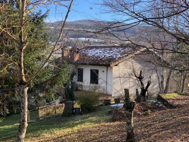 Villa Indipendente in vendita a Varzi, Lombardia