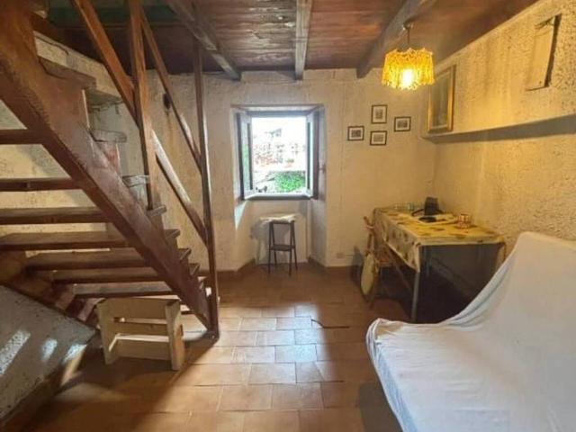 Villa Indipendente in vendita a Varzi, Lombardia