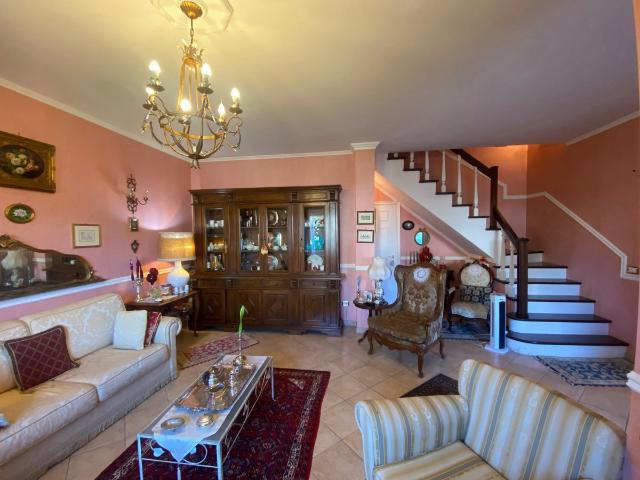 Villa Indipendente in vendita a Vasanello, Lazio