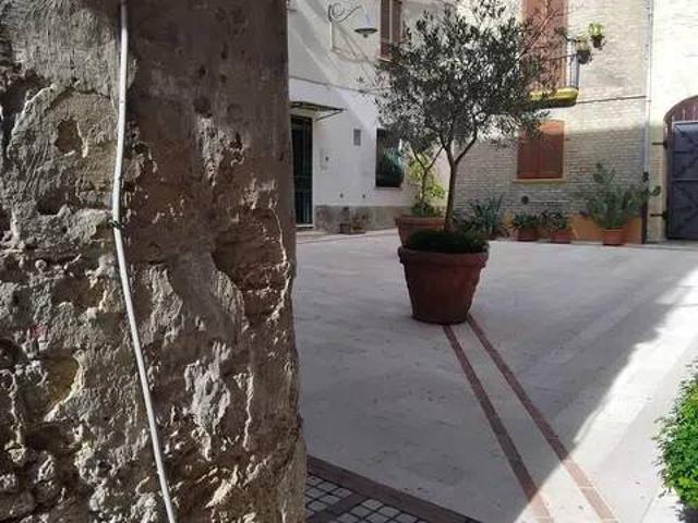 Villa Indipendente in vendita a Centro Storico, Vasto
