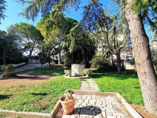 Villa Indipendente in vendita a Canale, Vasto