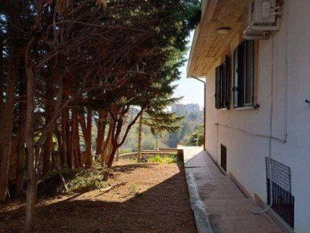 Villa Indipendente in vendita a Passo della Noce, Vasto