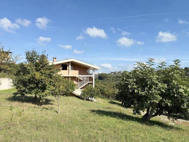 Villa Indipendente in vendita a Maddalena, Vasto