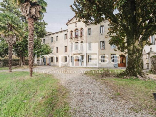 Villa Indipendente in vendita a Vazzola, Veneto