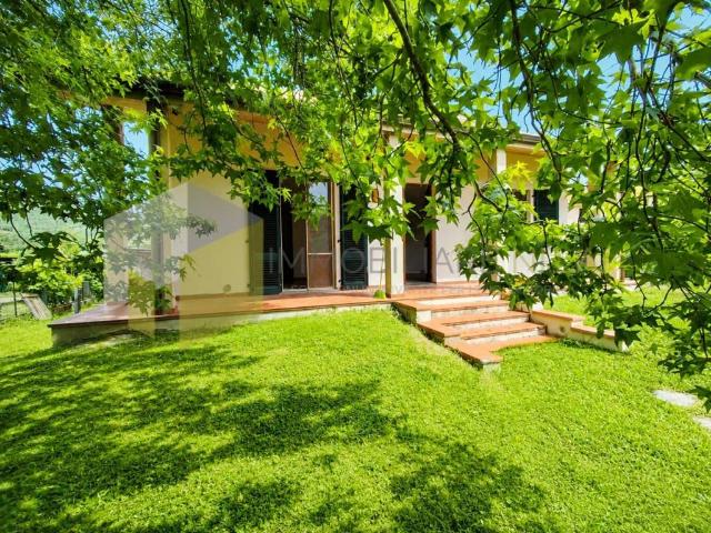 Villa Indipendente in vendita a Avane, Vecchiano