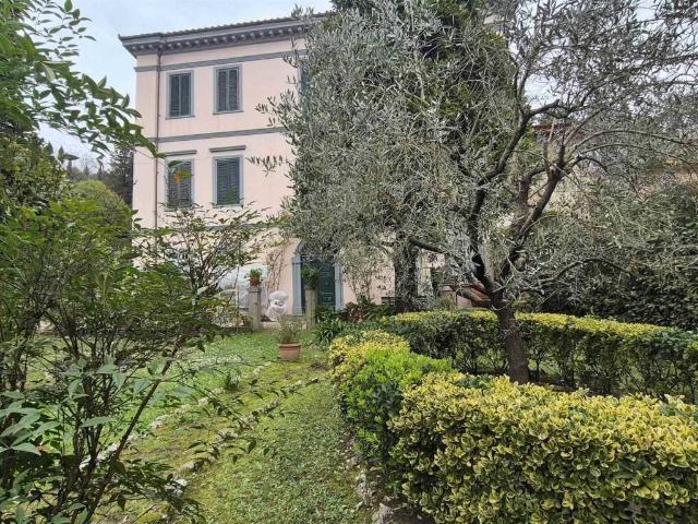 Villa Indipendente in vendita a Vecchiano, Toscana