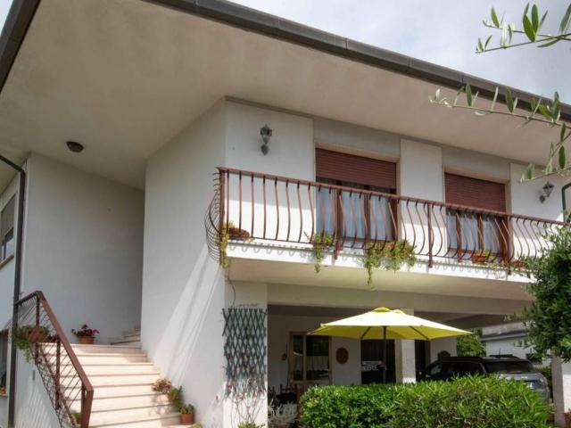 Villa Indipendente in vendita a Avane, Vecchiano