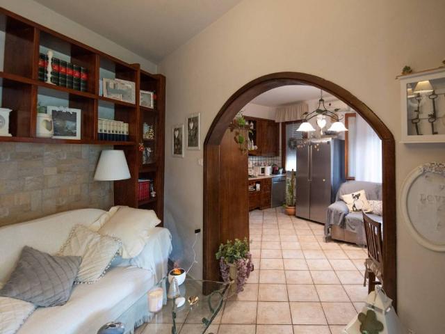 Villa Indipendente in vendita a Avane, Vecchiano