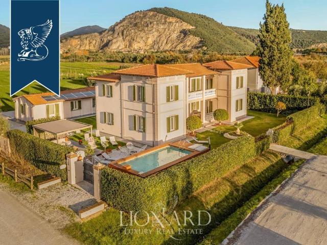 Villa Indipendente in vendita a Vecchiano, Toscana