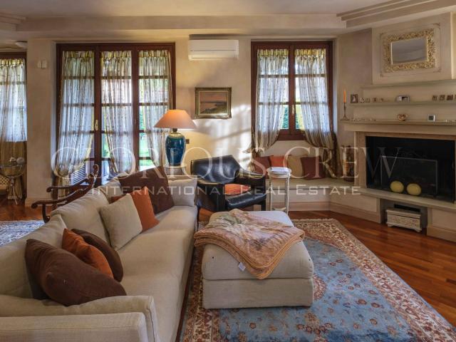 Villa Indipendente in vendita a Vedano Al Lambro, Lombardia