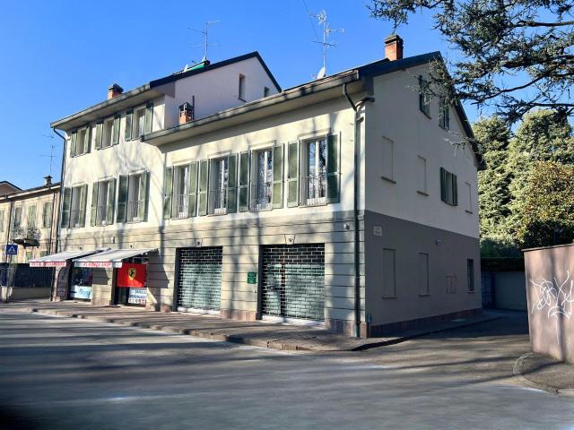 Villa Indipendente in vendita a Vedano Al Lambro