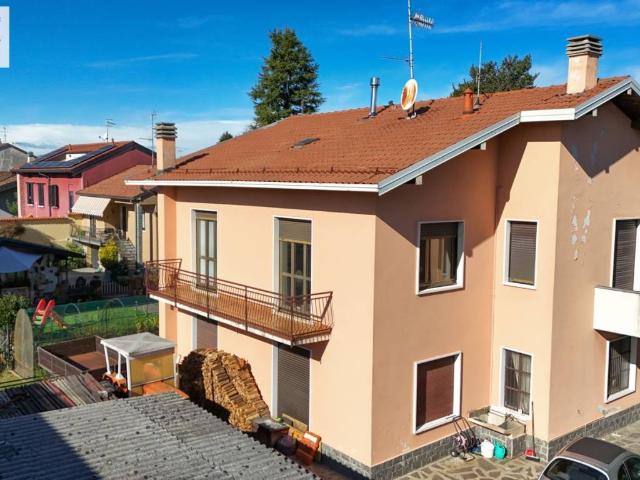 Villa Indipendente in vendita a Cascina Ronco, Vedano Olona