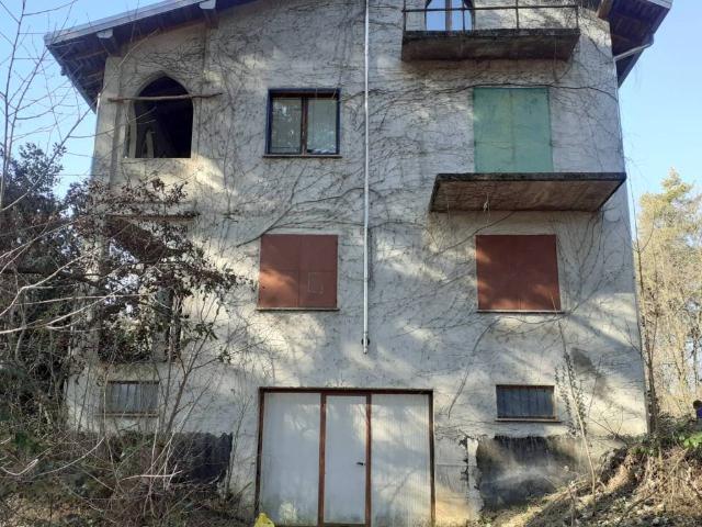 Villa Indipendente in vendita a Cascina Ronco, Vedano Olona