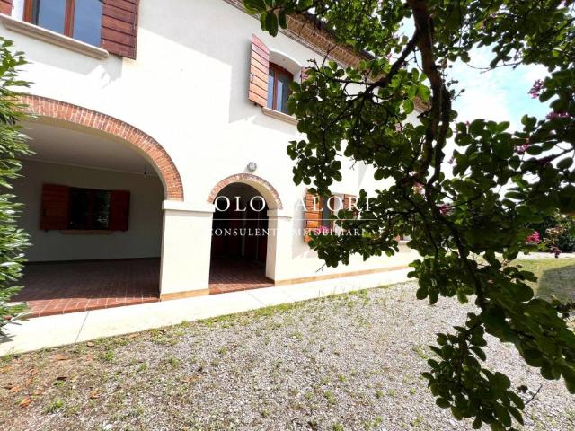 Villa Indipendente in vendita a Vedelago, Veneto