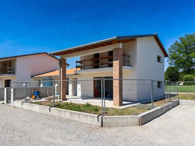 Villa Indipendente in vendita a Vedelago, Veneto