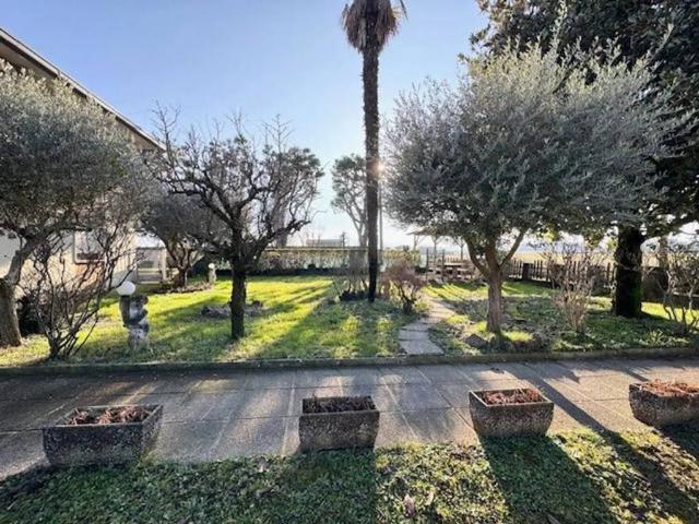 Villa Indipendente in vendita a Veggiano, Veneto