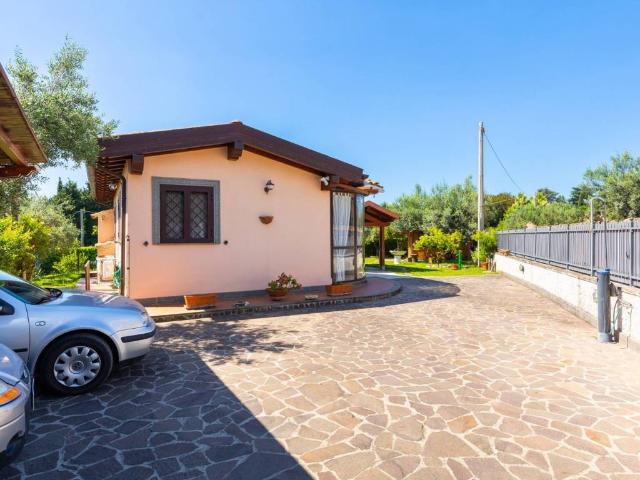 Villa Indipendente in vendita a Roma Capitale, Lazio