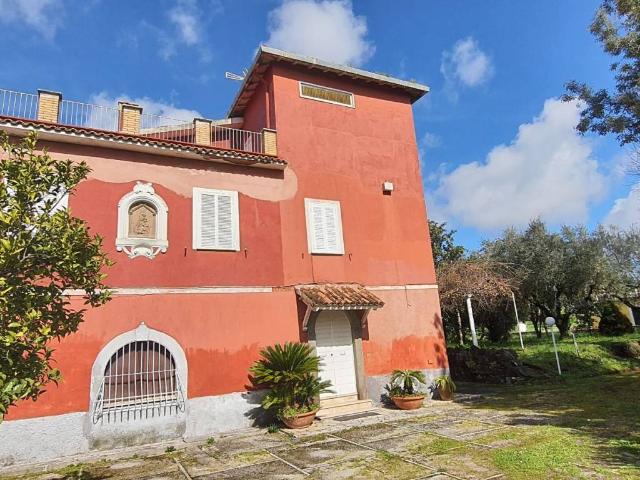 Villa Indipendente in vendita a Colle Angeloni, Roma Capitale
