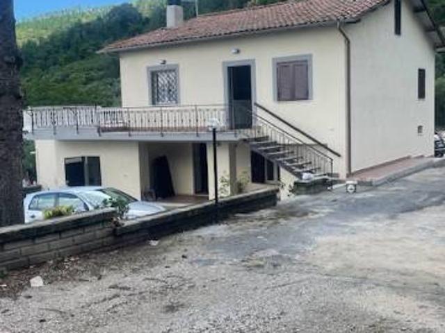 Villa Indipendente in vendita a Roma Capitale, Lazio