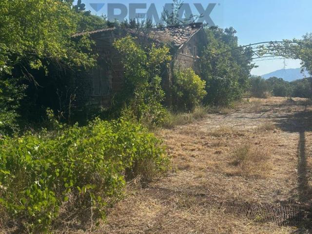 Villa Indipendente in vendita a Pratolungo, Roma Capitale