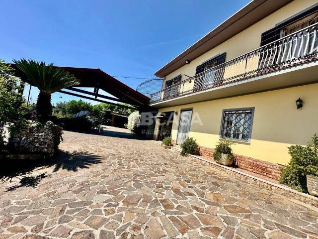 Villa Indipendente in vendita a Roma Capitale, Lazio