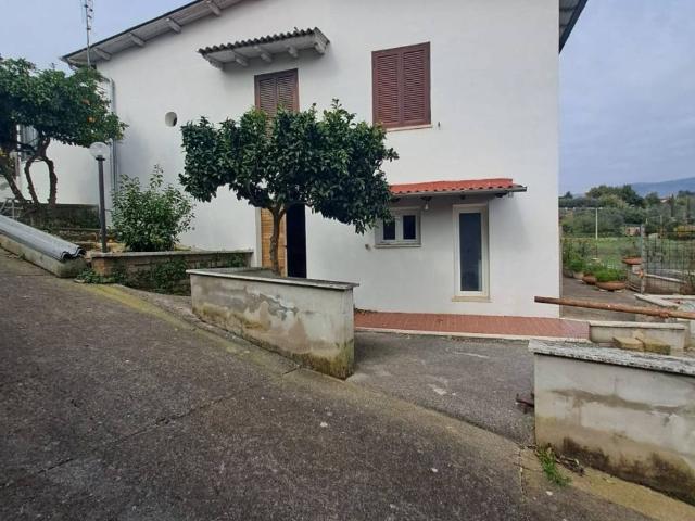 Villa Indipendente in vendita a Colle degli Dei, Roma Capitale