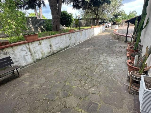 Villa Indipendente in vendita a Roma Capitale, Lazio